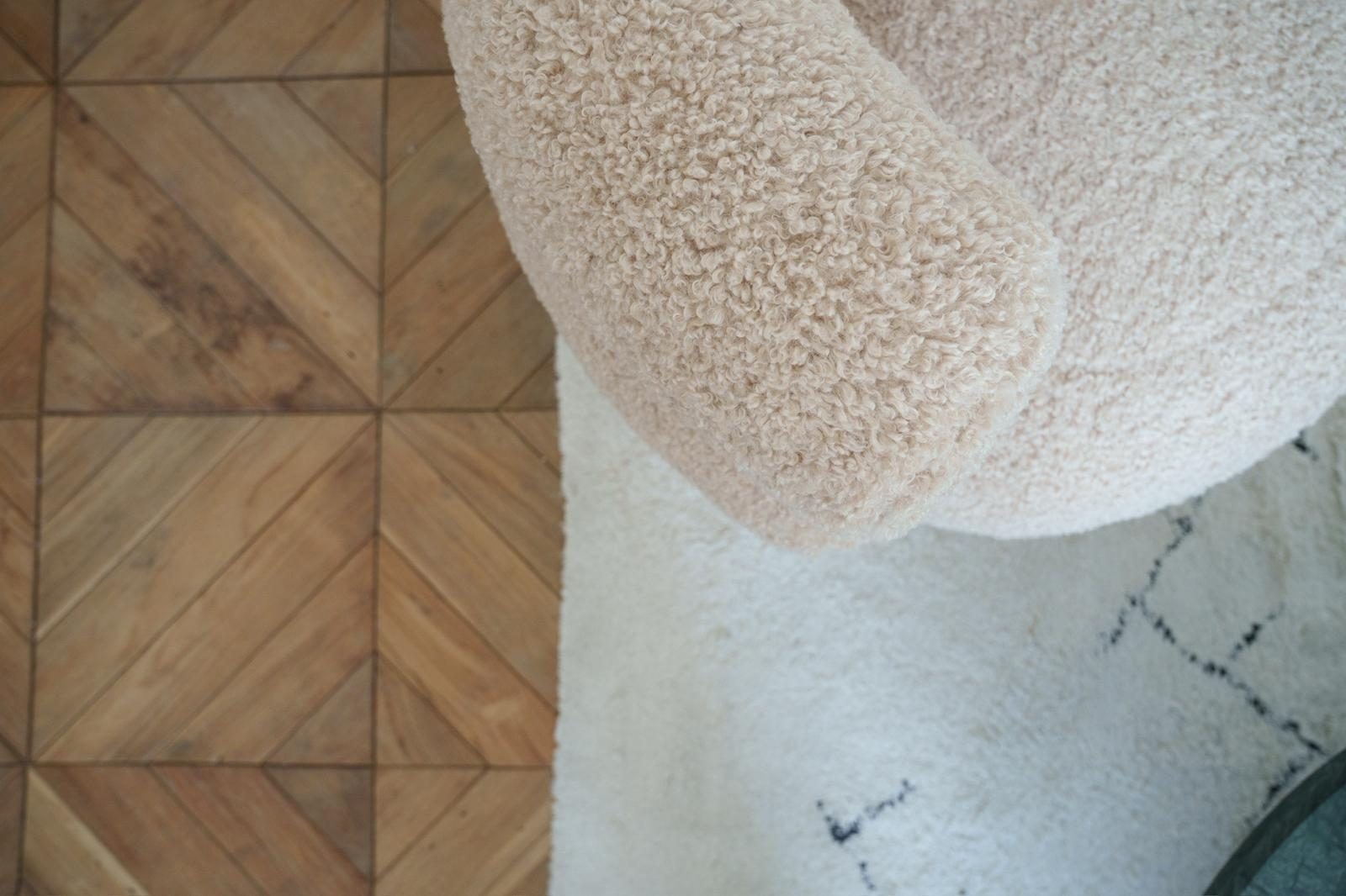 Bouclé and parquet